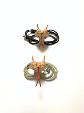 画像をギャラリービューアに読み込む, サハラツノクサリヘビのケーブルバンド