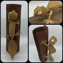 画像をギャラリービューアに読み込む, エダハヘラオヤモリのカーテンタッセル