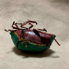 Load image into Gallery viewer, アオドウガネのポーチ Anomala albopilosa pouch